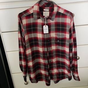 BRAND NEW: American Eagle Ah-amazingly soft boyfriend fit size medium
